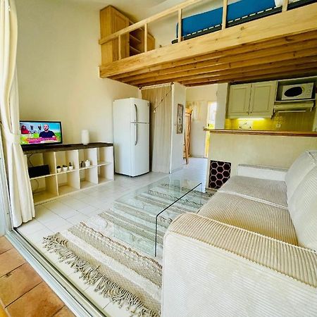 Bel Appartement Avec Mezzanine, Vue Mer Et Piscine Cogolin Exterior photo